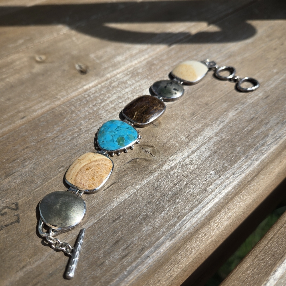 Silpada Bracelet - Picture 4 of 16
